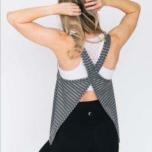 Zyia Active Gray Nimbus Split Open Back Athletic Tank Top Medium New NWT
